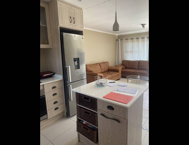 2 BEDROOM TOWNHOUSE FOR SALE IN RIDGEWAY